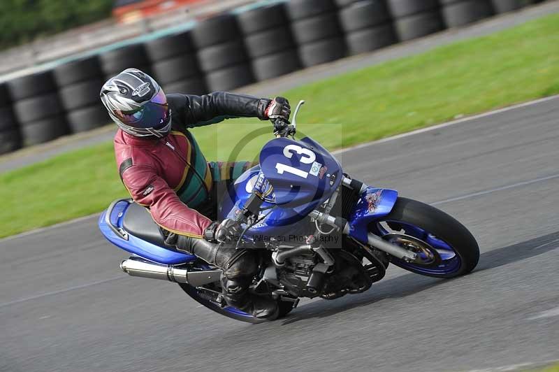 Motorcycle action photographs;cadwell;cadwell park photographs;event digital images;eventdigitalimages;motor racing louth lincolnshire;no limits trackdays;peter wileman photography;trackday;trackday digital images;trackday photos