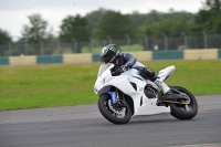 Motorcycle-action-photographs;cadwell;cadwell-park-photographs;event-digital-images;eventdigitalimages;motor-racing-louth-lincolnshire;no-limits-trackdays;peter-wileman-photography;trackday;trackday-digital-images;trackday-photos