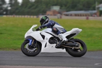 Motorcycle-action-photographs;cadwell;cadwell-park-photographs;event-digital-images;eventdigitalimages;motor-racing-louth-lincolnshire;no-limits-trackdays;peter-wileman-photography;trackday;trackday-digital-images;trackday-photos