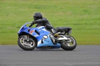 Motorcycle-action-photographs;cadwell;cadwell-park-photographs;event-digital-images;eventdigitalimages;motor-racing-louth-lincolnshire;no-limits-trackdays;peter-wileman-photography;trackday;trackday-digital-images;trackday-photos