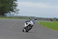 Motorcycle-action-photographs;cadwell;cadwell-park-photographs;event-digital-images;eventdigitalimages;motor-racing-louth-lincolnshire;no-limits-trackdays;peter-wileman-photography;trackday;trackday-digital-images;trackday-photos