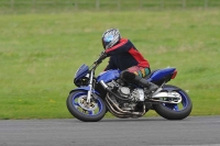 NOVICE BLUE/WHITE BIKES