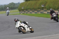 Motorcycle-action-photographs;cadwell;cadwell-park-photographs;event-digital-images;eventdigitalimages;motor-racing-louth-lincolnshire;no-limits-trackdays;peter-wileman-photography;trackday;trackday-digital-images;trackday-photos