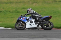 Motorcycle-action-photographs;cadwell;cadwell-park-photographs;event-digital-images;eventdigitalimages;motor-racing-louth-lincolnshire;no-limits-trackdays;peter-wileman-photography;trackday;trackday-digital-images;trackday-photos