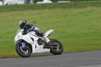 Motorcycle-action-photographs;cadwell;cadwell-park-photographs;event-digital-images;eventdigitalimages;motor-racing-louth-lincolnshire;no-limits-trackdays;peter-wileman-photography;trackday;trackday-digital-images;trackday-photos