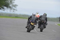 Motorcycle-action-photographs;cadwell;cadwell-park-photographs;event-digital-images;eventdigitalimages;motor-racing-louth-lincolnshire;no-limits-trackdays;peter-wileman-photography;trackday;trackday-digital-images;trackday-photos