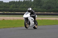 Motorcycle-action-photographs;cadwell;cadwell-park-photographs;event-digital-images;eventdigitalimages;motor-racing-louth-lincolnshire;no-limits-trackdays;peter-wileman-photography;trackday;trackday-digital-images;trackday-photos