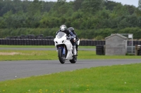 Motorcycle-action-photographs;cadwell;cadwell-park-photographs;event-digital-images;eventdigitalimages;motor-racing-louth-lincolnshire;no-limits-trackdays;peter-wileman-photography;trackday;trackday-digital-images;trackday-photos