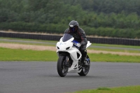 Motorcycle-action-photographs;cadwell;cadwell-park-photographs;event-digital-images;eventdigitalimages;motor-racing-louth-lincolnshire;no-limits-trackdays;peter-wileman-photography;trackday;trackday-digital-images;trackday-photos