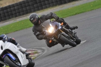 Motorcycle-action-photographs;cadwell;cadwell-park-photographs;event-digital-images;eventdigitalimages;motor-racing-louth-lincolnshire;no-limits-trackdays;peter-wileman-photography;trackday;trackday-digital-images;trackday-photos