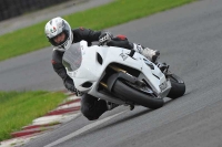 Motorcycle-action-photographs;cadwell;cadwell-park-photographs;event-digital-images;eventdigitalimages;motor-racing-louth-lincolnshire;no-limits-trackdays;peter-wileman-photography;trackday;trackday-digital-images;trackday-photos