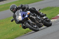 Motorcycle-action-photographs;cadwell;cadwell-park-photographs;event-digital-images;eventdigitalimages;motor-racing-louth-lincolnshire;no-limits-trackdays;peter-wileman-photography;trackday;trackday-digital-images;trackday-photos