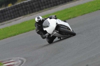 Motorcycle-action-photographs;cadwell;cadwell-park-photographs;event-digital-images;eventdigitalimages;motor-racing-louth-lincolnshire;no-limits-trackdays;peter-wileman-photography;trackday;trackday-digital-images;trackday-photos