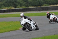 Motorcycle-action-photographs;cadwell;cadwell-park-photographs;event-digital-images;eventdigitalimages;motor-racing-louth-lincolnshire;no-limits-trackdays;peter-wileman-photography;trackday;trackday-digital-images;trackday-photos
