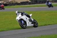 Motorcycle-action-photographs;cadwell;cadwell-park-photographs;event-digital-images;eventdigitalimages;motor-racing-louth-lincolnshire;no-limits-trackdays;peter-wileman-photography;trackday;trackday-digital-images;trackday-photos