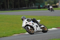 Motorcycle-action-photographs;cadwell;cadwell-park-photographs;event-digital-images;eventdigitalimages;motor-racing-louth-lincolnshire;no-limits-trackdays;peter-wileman-photography;trackday;trackday-digital-images;trackday-photos