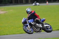 Motorcycle-action-photographs;cadwell;cadwell-park-photographs;event-digital-images;eventdigitalimages;motor-racing-louth-lincolnshire;no-limits-trackdays;peter-wileman-photography;trackday;trackday-digital-images;trackday-photos