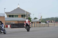Motorcycle-action-photographs;cadwell;cadwell-park-photographs;event-digital-images;eventdigitalimages;motor-racing-louth-lincolnshire;no-limits-trackdays;peter-wileman-photography;trackday;trackday-digital-images;trackday-photos