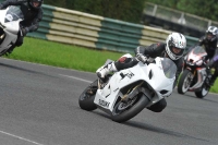 Motorcycle-action-photographs;cadwell;cadwell-park-photographs;event-digital-images;eventdigitalimages;motor-racing-louth-lincolnshire;no-limits-trackdays;peter-wileman-photography;trackday;trackday-digital-images;trackday-photos