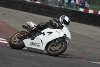 Motorcycle-action-photographs;cadwell;cadwell-park-photographs;event-digital-images;eventdigitalimages;motor-racing-louth-lincolnshire;no-limits-trackdays;peter-wileman-photography;trackday;trackday-digital-images;trackday-photos