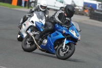 Motorcycle-action-photographs;cadwell;cadwell-park-photographs;event-digital-images;eventdigitalimages;motor-racing-louth-lincolnshire;no-limits-trackdays;peter-wileman-photography;trackday;trackday-digital-images;trackday-photos