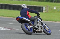 Motorcycle-action-photographs;cadwell;cadwell-park-photographs;event-digital-images;eventdigitalimages;motor-racing-louth-lincolnshire;no-limits-trackdays;peter-wileman-photography;trackday;trackday-digital-images;trackday-photos