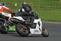 Motorcycle-action-photographs;cadwell;cadwell-park-photographs;event-digital-images;eventdigitalimages;motor-racing-louth-lincolnshire;no-limits-trackdays;peter-wileman-photography;trackday;trackday-digital-images;trackday-photos