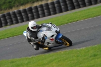 Motorcycle-action-photographs;cadwell;cadwell-park-photographs;event-digital-images;eventdigitalimages;motor-racing-louth-lincolnshire;no-limits-trackdays;peter-wileman-photography;trackday;trackday-digital-images;trackday-photos