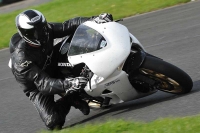 Motorcycle-action-photographs;cadwell;cadwell-park-photographs;event-digital-images;eventdigitalimages;motor-racing-louth-lincolnshire;no-limits-trackdays;peter-wileman-photography;trackday;trackday-digital-images;trackday-photos