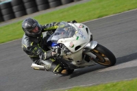Motorcycle-action-photographs;cadwell;cadwell-park-photographs;event-digital-images;eventdigitalimages;motor-racing-louth-lincolnshire;no-limits-trackdays;peter-wileman-photography;trackday;trackday-digital-images;trackday-photos