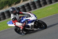 Motorcycle-action-photographs;cadwell;cadwell-park-photographs;event-digital-images;eventdigitalimages;motor-racing-louth-lincolnshire;no-limits-trackdays;peter-wileman-photography;trackday;trackday-digital-images;trackday-photos