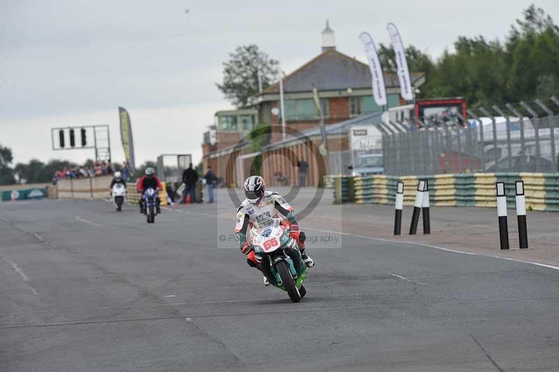 Motorcycle action photographs;cadwell;cadwell park photographs;event digital images;eventdigitalimages;motor racing louth lincolnshire;no limits trackdays;peter wileman photography;trackday;trackday digital images;trackday photos
