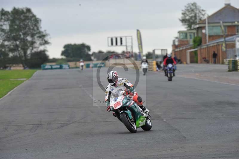 Motorcycle action photographs;cadwell;cadwell park photographs;event digital images;eventdigitalimages;motor racing louth lincolnshire;no limits trackdays;peter wileman photography;trackday;trackday digital images;trackday photos