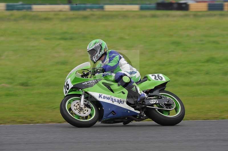 Motorcycle action photographs;cadwell;cadwell park photographs;event digital images;eventdigitalimages;motor racing louth lincolnshire;no limits trackdays;peter wileman photography;trackday;trackday digital images;trackday photos