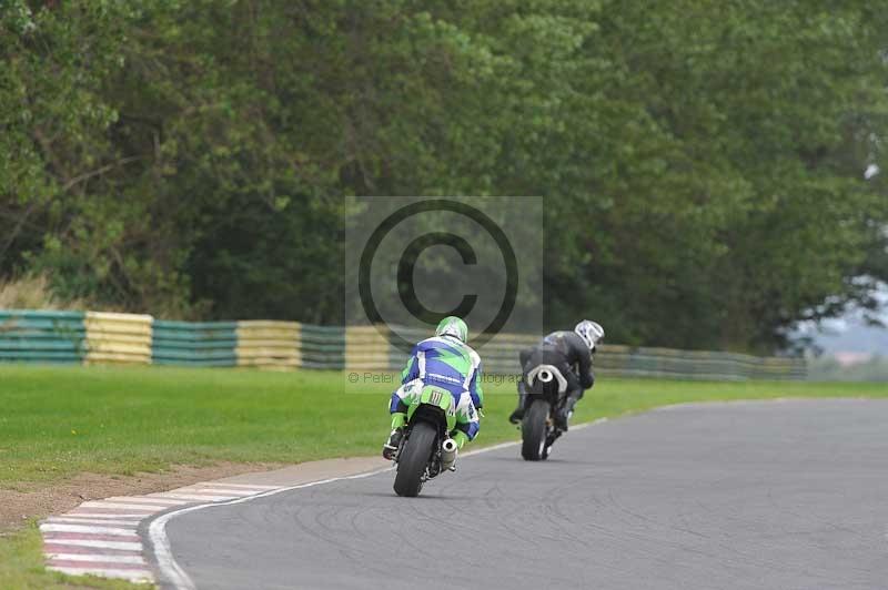 Motorcycle action photographs;cadwell;cadwell park photographs;event digital images;eventdigitalimages;motor racing louth lincolnshire;no limits trackdays;peter wileman photography;trackday;trackday digital images;trackday photos