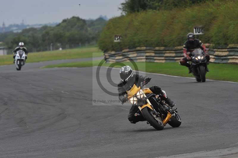 Motorcycle action photographs;cadwell;cadwell park photographs;event digital images;eventdigitalimages;motor racing louth lincolnshire;no limits trackdays;peter wileman photography;trackday;trackday digital images;trackday photos