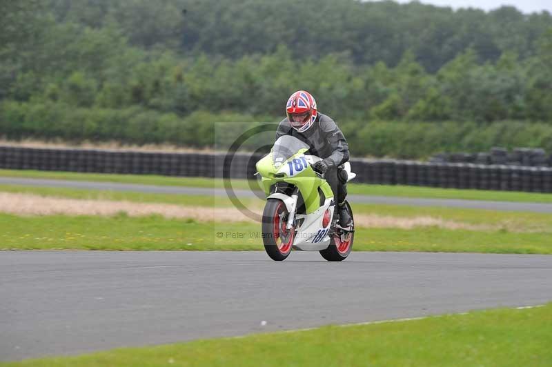 Motorcycle action photographs;cadwell;cadwell park photographs;event digital images;eventdigitalimages;motor racing louth lincolnshire;no limits trackdays;peter wileman photography;trackday;trackday digital images;trackday photos