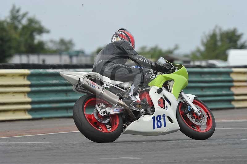 Motorcycle action photographs;cadwell;cadwell park photographs;event digital images;eventdigitalimages;motor racing louth lincolnshire;no limits trackdays;peter wileman photography;trackday;trackday digital images;trackday photos