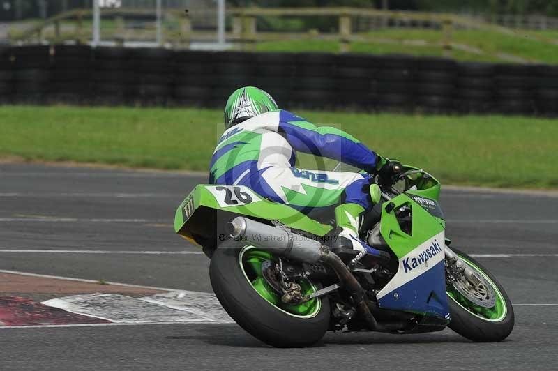 Motorcycle action photographs;cadwell;cadwell park photographs;event digital images;eventdigitalimages;motor racing louth lincolnshire;no limits trackdays;peter wileman photography;trackday;trackday digital images;trackday photos