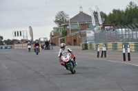 Motorcycle-action-photographs;cadwell;cadwell-park-photographs;event-digital-images;eventdigitalimages;motor-racing-louth-lincolnshire;no-limits-trackdays;peter-wileman-photography;trackday;trackday-digital-images;trackday-photos