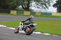 Motorcycle-action-photographs;cadwell;cadwell-park-photographs;event-digital-images;eventdigitalimages;motor-racing-louth-lincolnshire;no-limits-trackdays;peter-wileman-photography;trackday;trackday-digital-images;trackday-photos