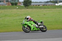 Motorcycle-action-photographs;cadwell;cadwell-park-photographs;event-digital-images;eventdigitalimages;motor-racing-louth-lincolnshire;no-limits-trackdays;peter-wileman-photography;trackday;trackday-digital-images;trackday-photos