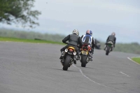 Motorcycle-action-photographs;cadwell;cadwell-park-photographs;event-digital-images;eventdigitalimages;motor-racing-louth-lincolnshire;no-limits-trackdays;peter-wileman-photography;trackday;trackday-digital-images;trackday-photos