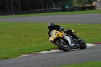 Motorcycle-action-photographs;cadwell;cadwell-park-photographs;event-digital-images;eventdigitalimages;motor-racing-louth-lincolnshire;no-limits-trackdays;peter-wileman-photography;trackday;trackday-digital-images;trackday-photos
