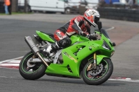 Motorcycle-action-photographs;cadwell;cadwell-park-photographs;event-digital-images;eventdigitalimages;motor-racing-louth-lincolnshire;no-limits-trackdays;peter-wileman-photography;trackday;trackday-digital-images;trackday-photos