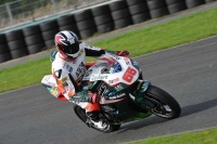 Motorcycle-action-photographs;cadwell;cadwell-park-photographs;event-digital-images;eventdigitalimages;motor-racing-louth-lincolnshire;no-limits-trackdays;peter-wileman-photography;trackday;trackday-digital-images;trackday-photos