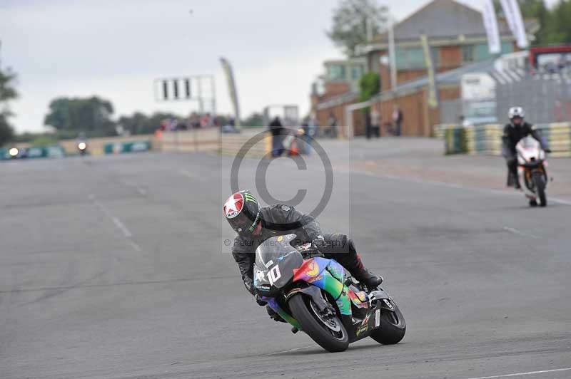 Motorcycle action photographs;cadwell;cadwell park photographs;event digital images;eventdigitalimages;motor racing louth lincolnshire;no limits trackdays;peter wileman photography;trackday;trackday digital images;trackday photos