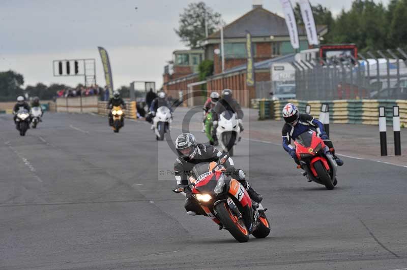 Motorcycle action photographs;cadwell;cadwell park photographs;event digital images;eventdigitalimages;motor racing louth lincolnshire;no limits trackdays;peter wileman photography;trackday;trackday digital images;trackday photos