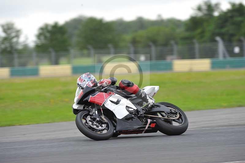 Motorcycle action photographs;cadwell;cadwell park photographs;event digital images;eventdigitalimages;motor racing louth lincolnshire;no limits trackdays;peter wileman photography;trackday;trackday digital images;trackday photos