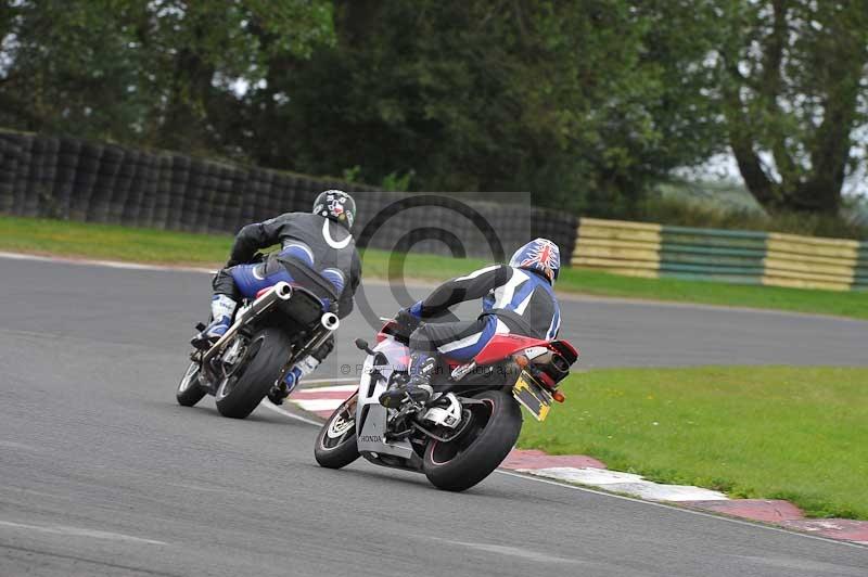 Motorcycle action photographs;cadwell;cadwell park photographs;event digital images;eventdigitalimages;motor racing louth lincolnshire;no limits trackdays;peter wileman photography;trackday;trackday digital images;trackday photos
